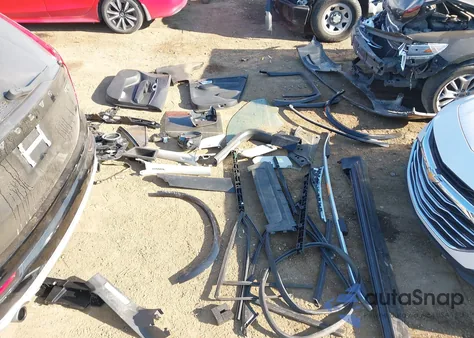 2019 Volvo Xc90 T5 Momentum z USA, uszkodzony, nr VIN YV4102PKXK1424075